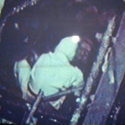 Working_down_in_the_pump_pit_fixing_the_broken_pump_SRE_1959