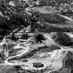 Aerial of Bravo Test Area - 1960 - Santa Susana - test stands - Alfa-Bravo ponds