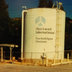 Water_Tower_in_1993_-_Then_Rockwell_-_Now_Boeing