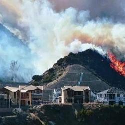 Woolsey-Fire-spreads-off-SSFL-into-Dayton-Canyon-WHNC