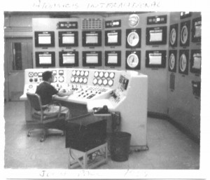 FW-John Pace running reactor at Atomics International 1959